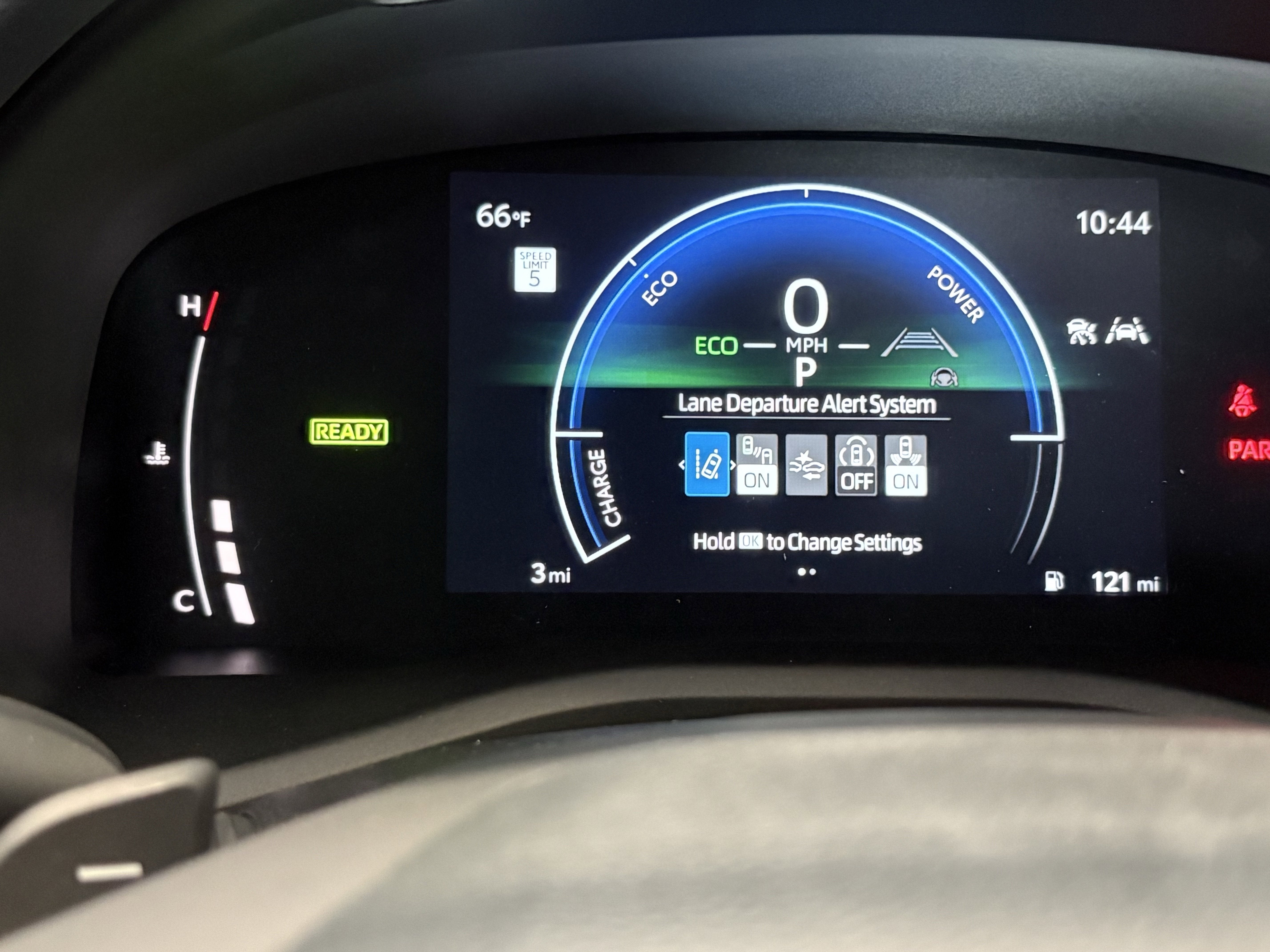 2026 Toyota Camry SE FWD