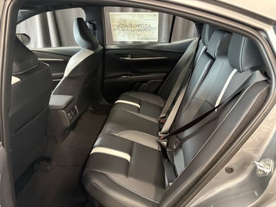 2026 Toyota Camry SE FWD