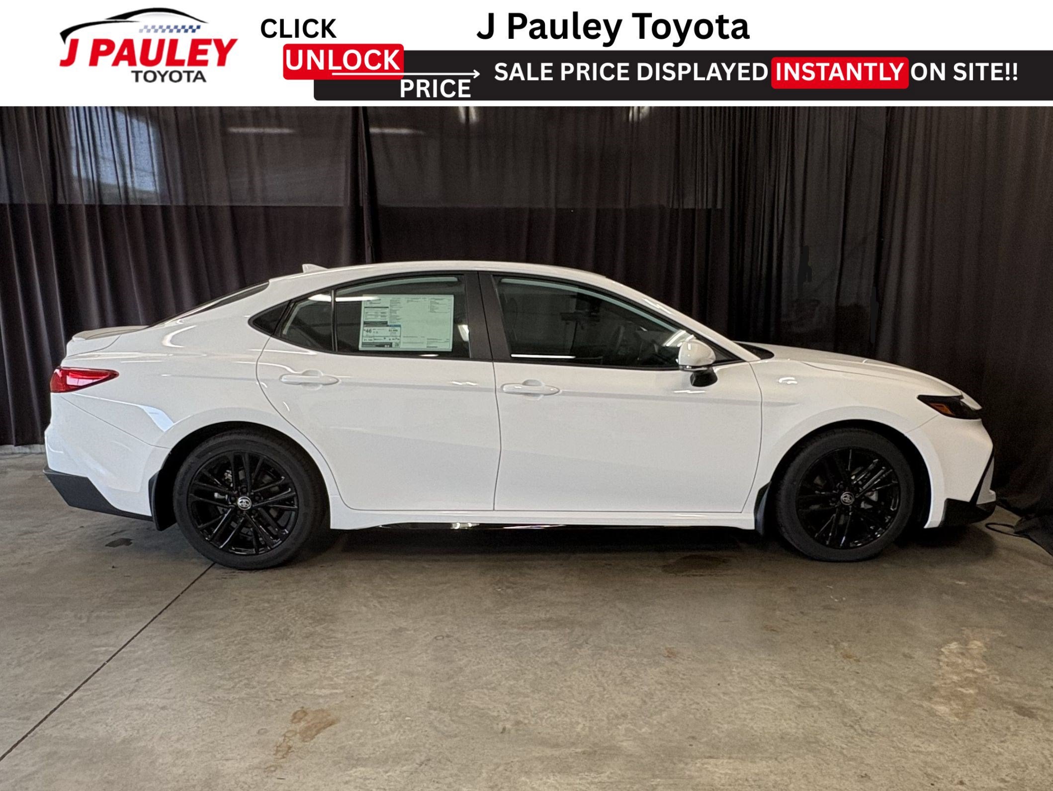 2026 Toyota Camry SE FWD