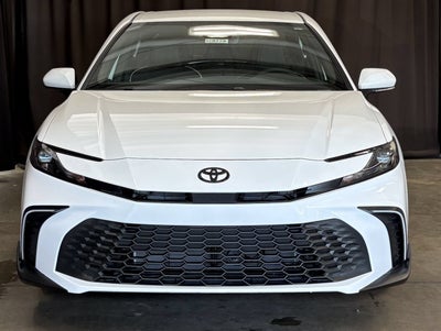 2026 Toyota Camry SE FWD