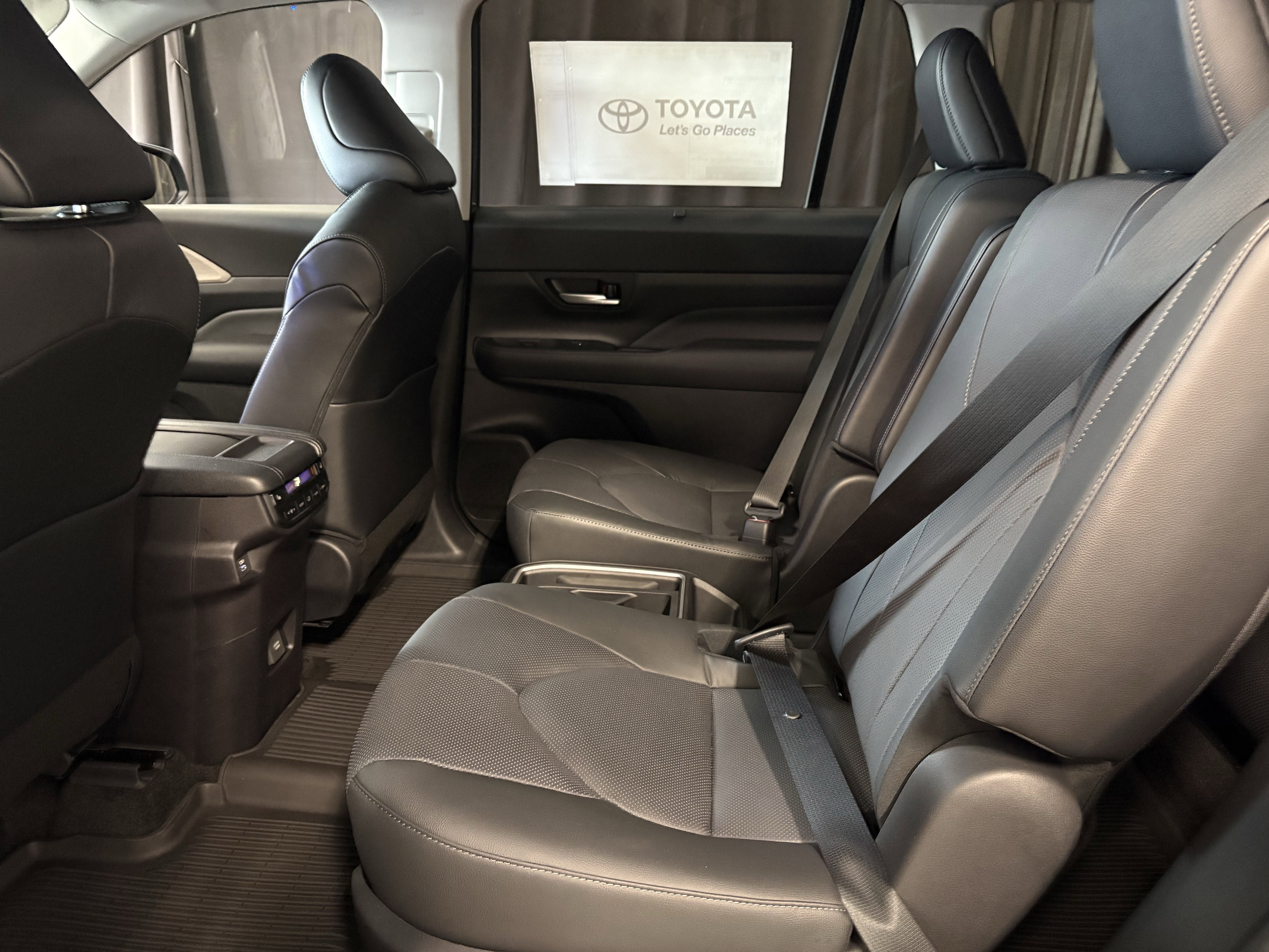 2026 Toyota Grand Highlander Hybrid Limited AWD