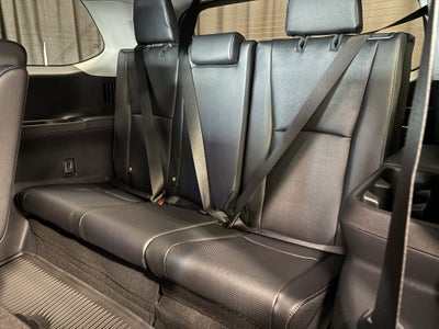 2026 Toyota Grand Highlander Hybrid Limited AWD