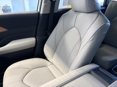 2026 Toyota Grand Highlander Hybrid Limited AWD