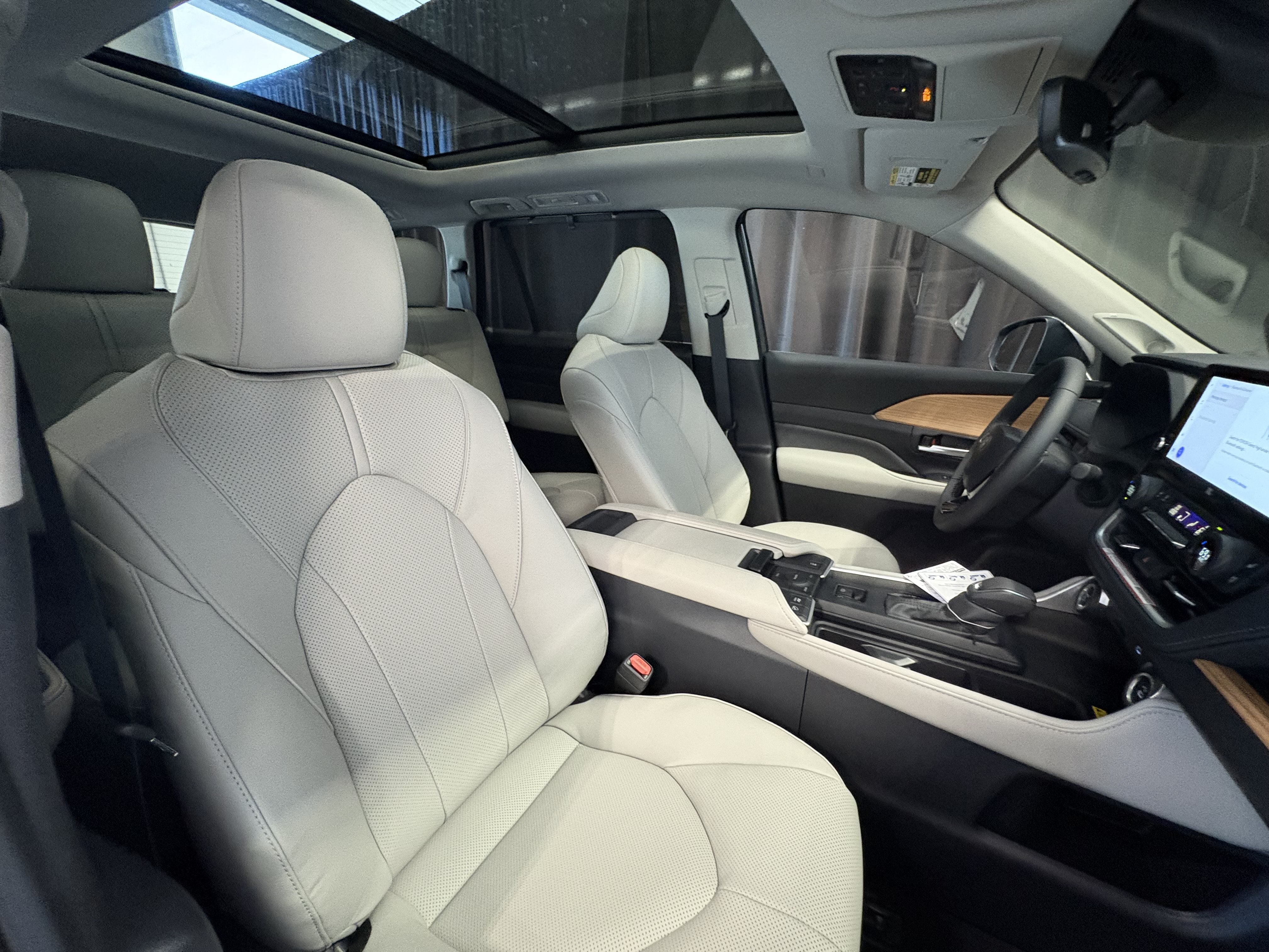 2026 Toyota Grand Highlander Hybrid Limited AWD