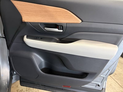 2026 Toyota Grand Highlander Hybrid Limited AWD