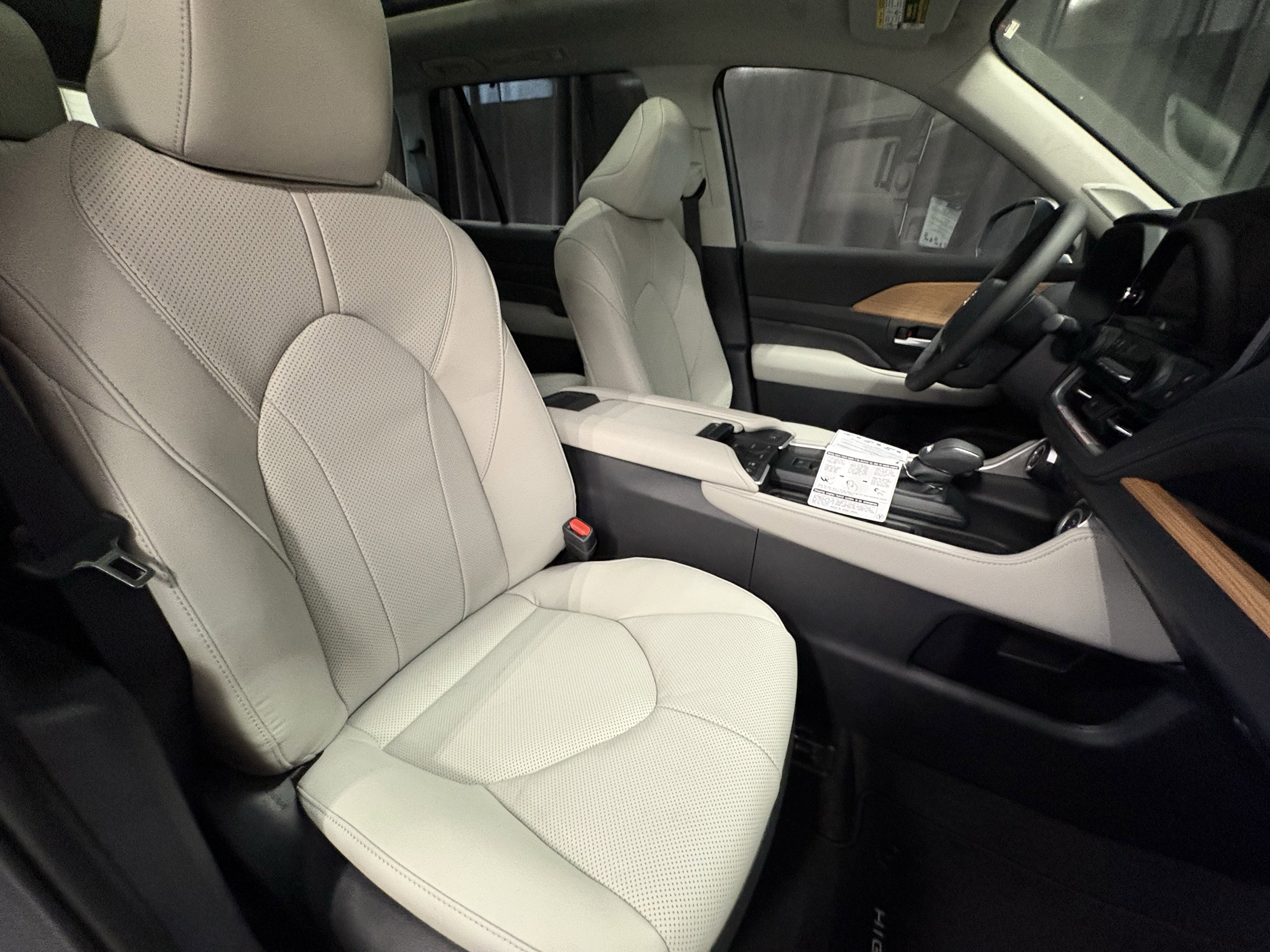 2026 Toyota Grand Highlander Hybrid Limited AWD