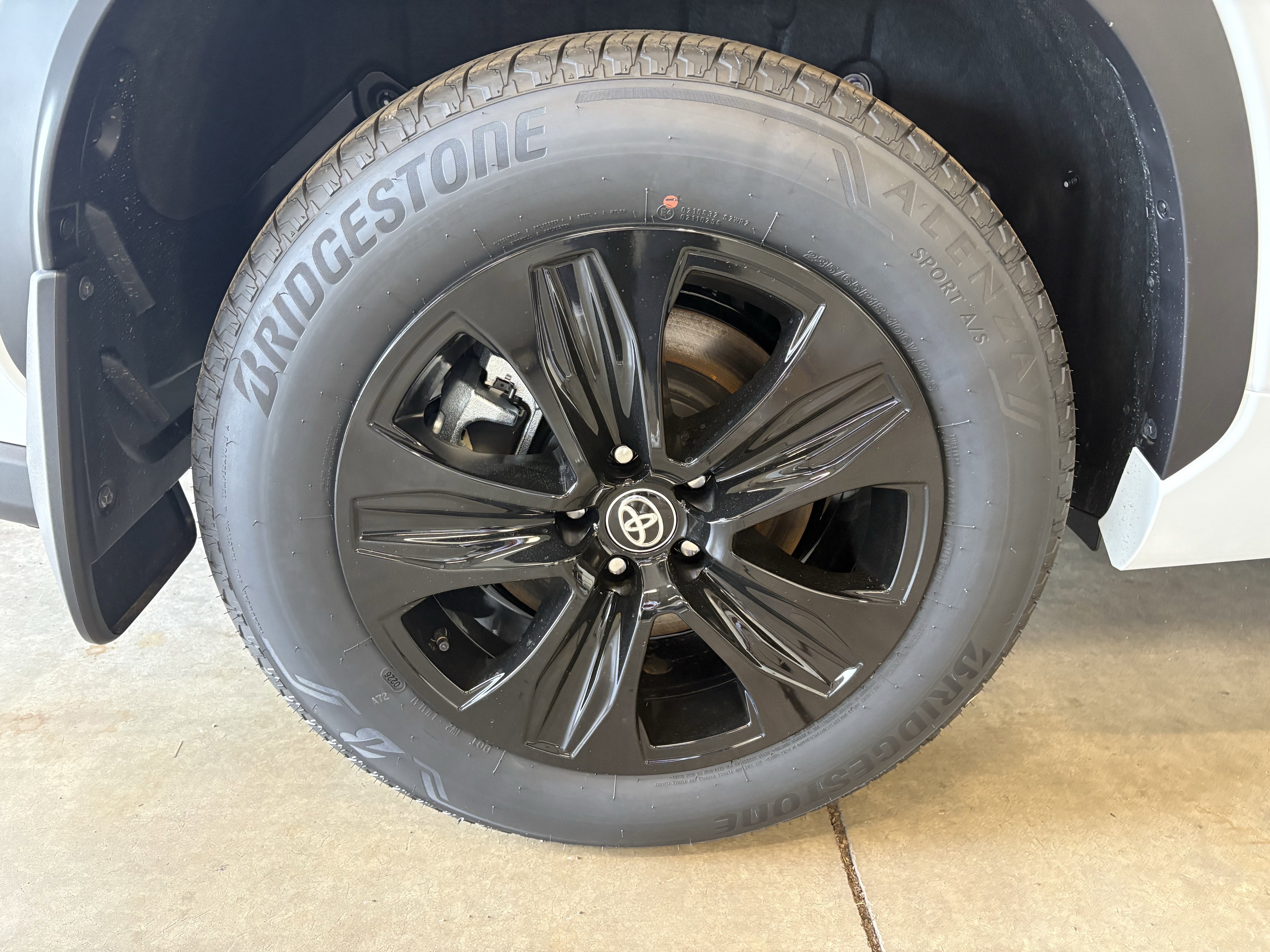 2026 Toyota Highlander Hybrid XLE AWD