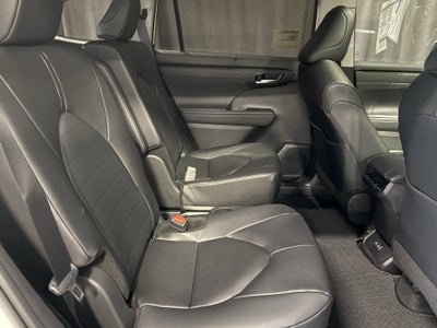 2026 Toyota Highlander Hybrid XLE AWD