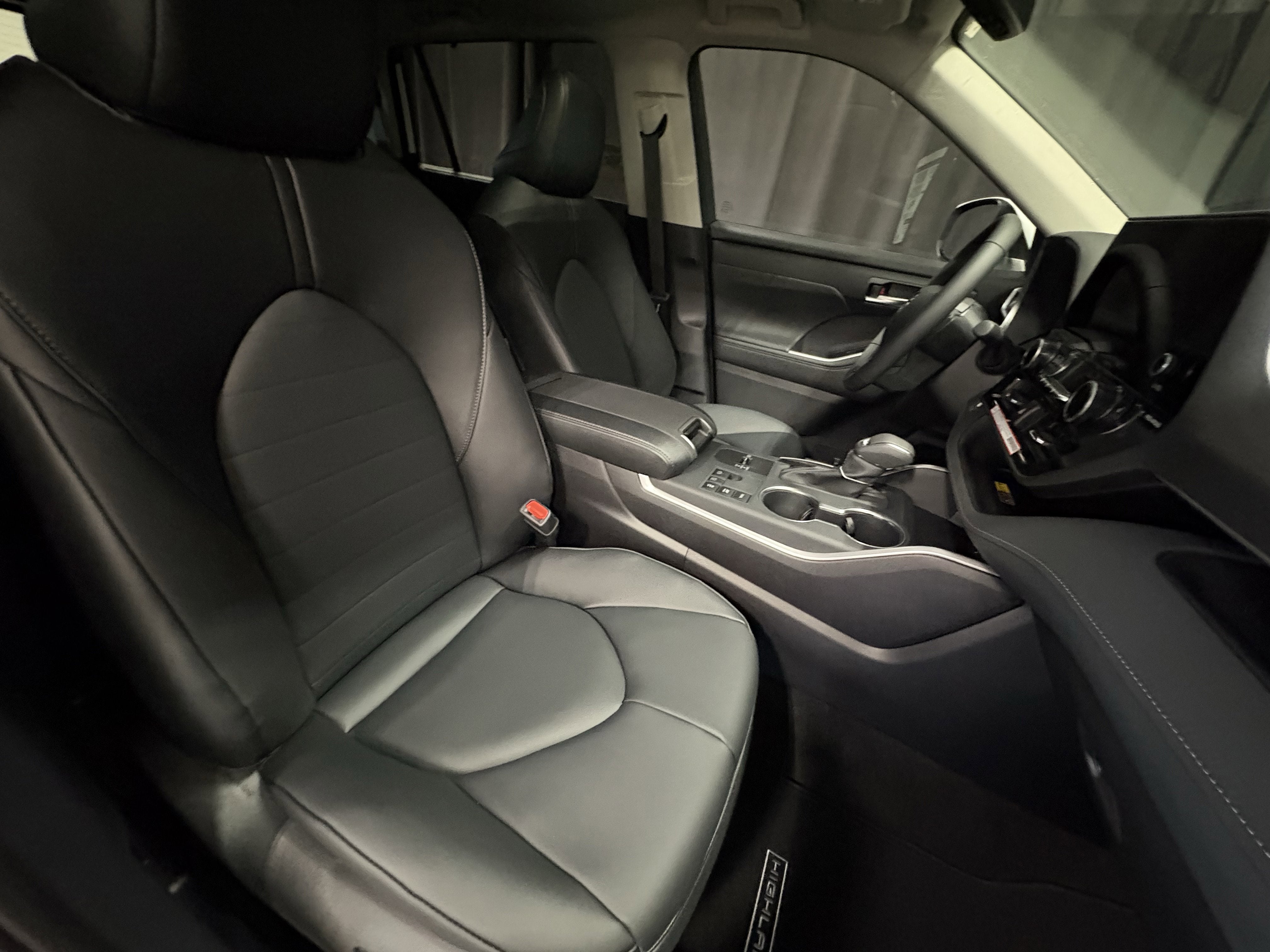 2026 Toyota Highlander Hybrid XLE AWD