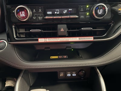 2026 Toyota Highlander Hybrid XLE AWD