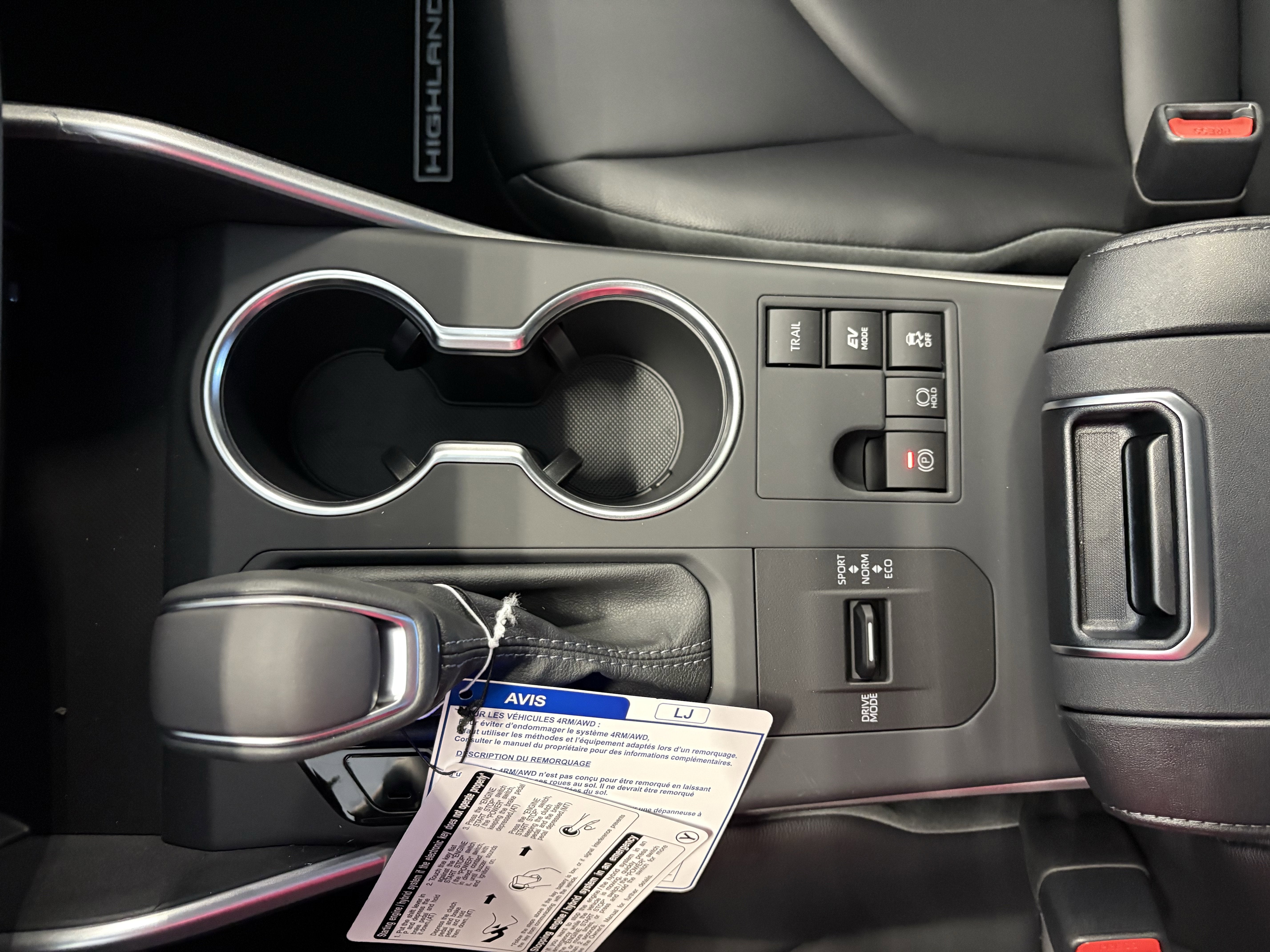 2026 Toyota Highlander Hybrid XLE AWD