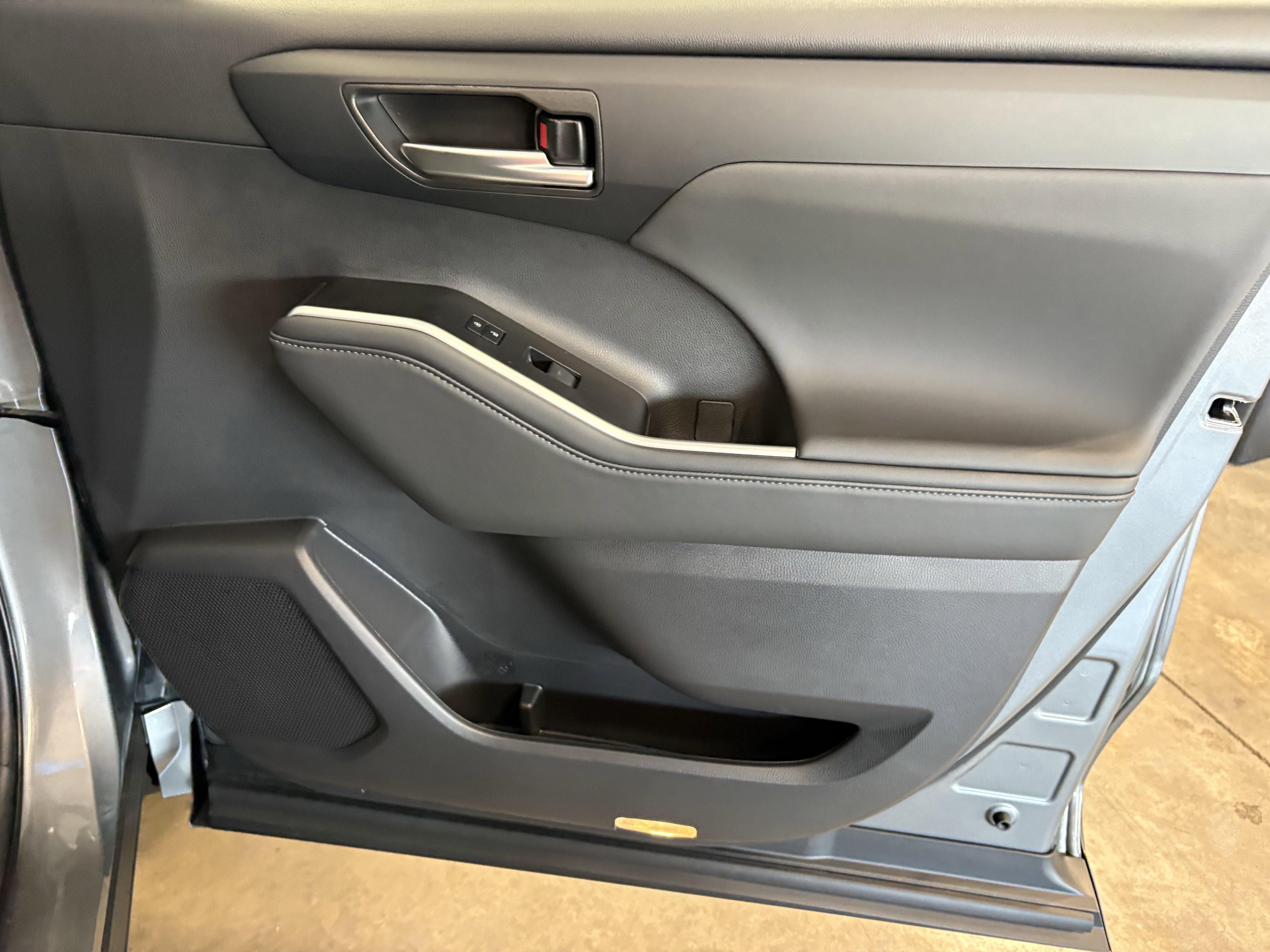 2026 Toyota Highlander Hybrid XLE AWD