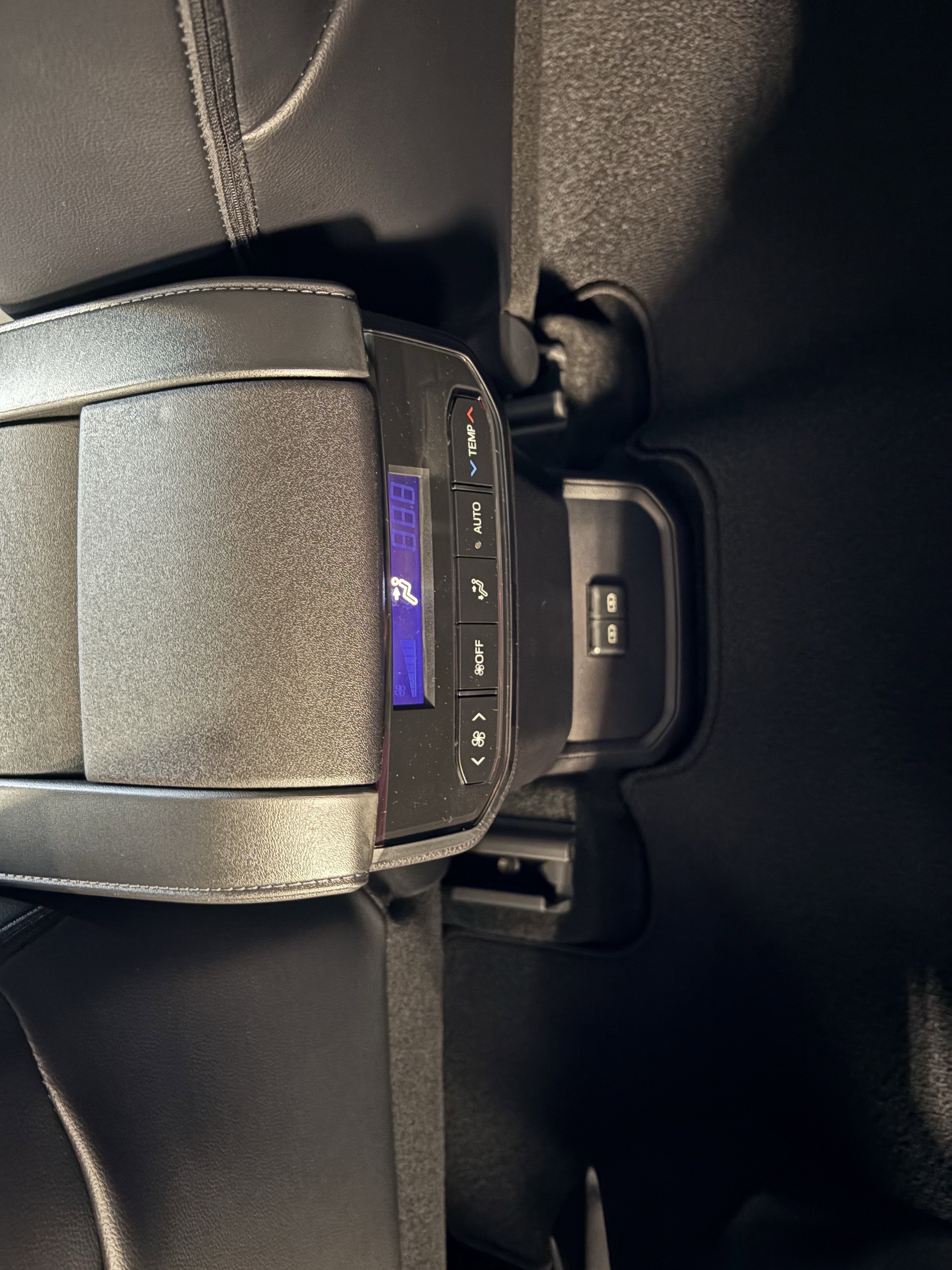 2026 Toyota Highlander Hybrid XLE AWD