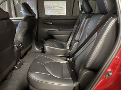 2026 Toyota Highlander XLE AWD