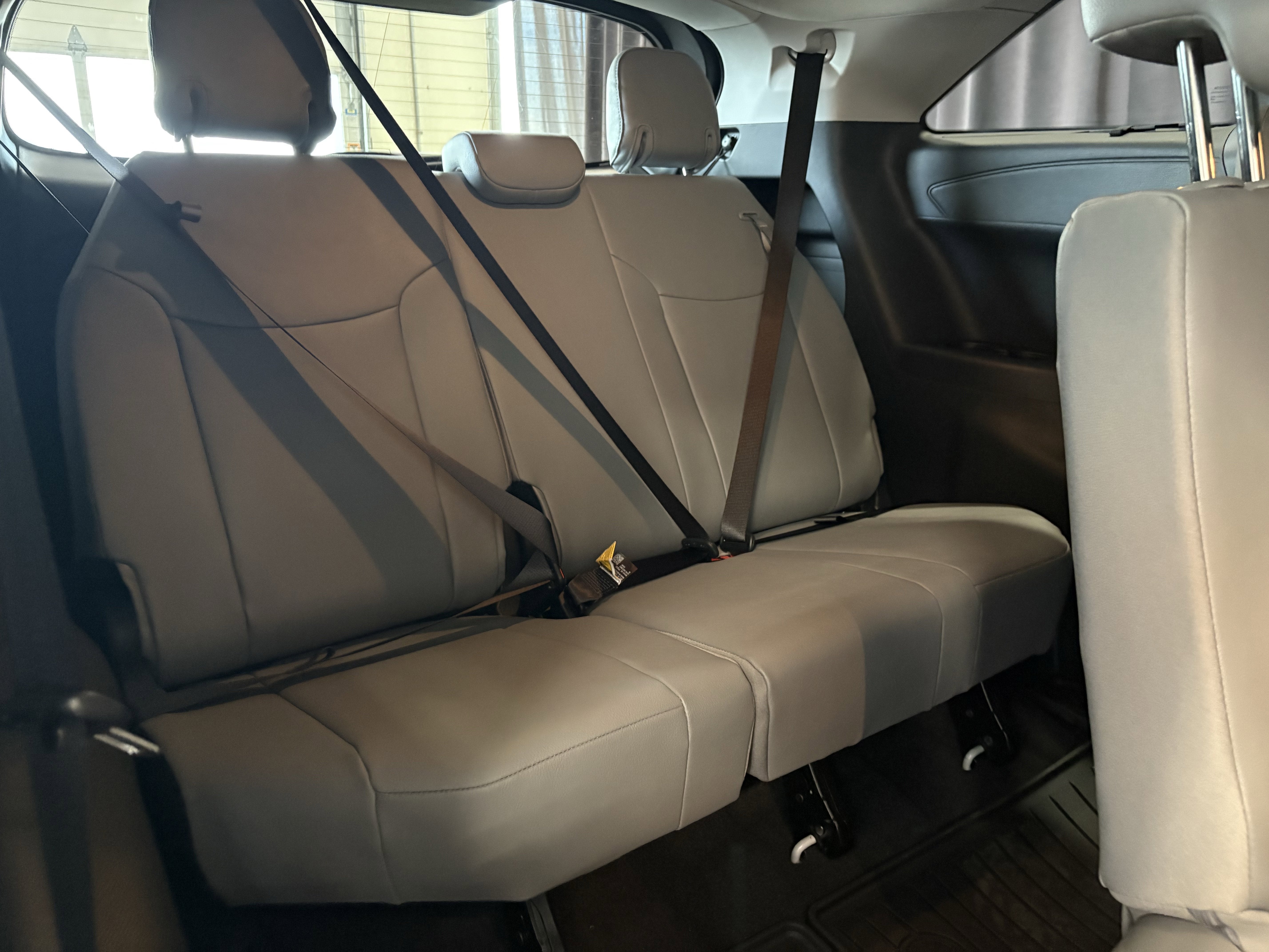 2026 Toyota Sienna XLE FWD