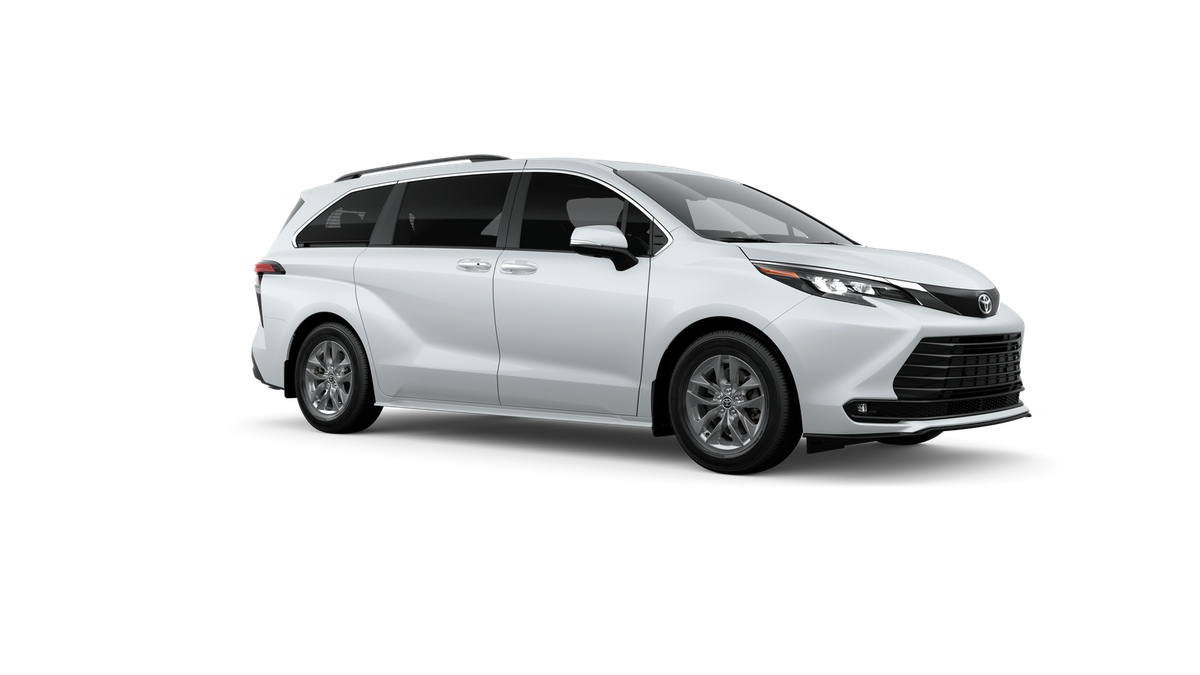 2026 Toyota Sienna XLE FWD