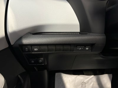 2026 Toyota Sienna XLE FWD