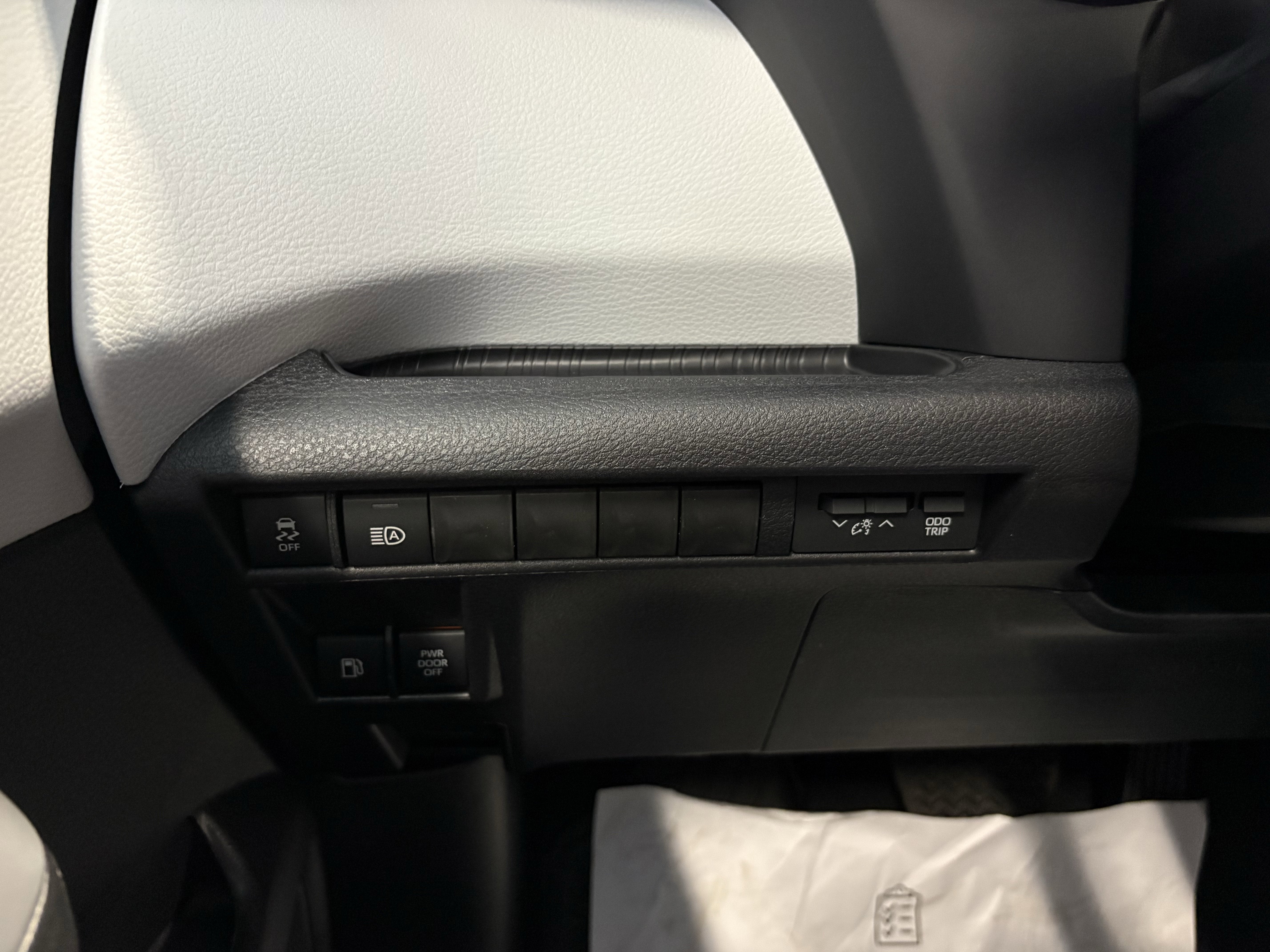 2026 Toyota Sienna XLE FWD