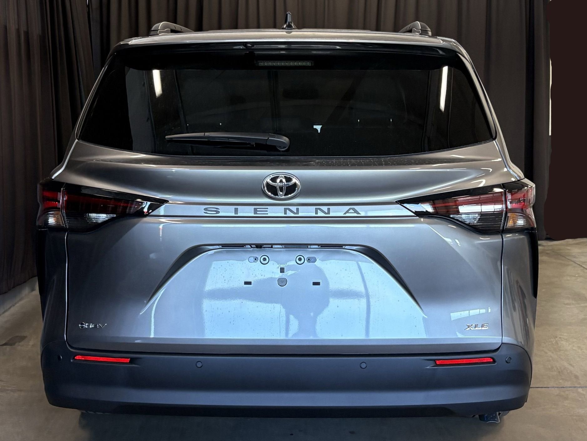 2026 Toyota Sienna XLE FWD