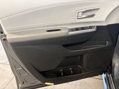 2026 Toyota Sienna XLE FWD