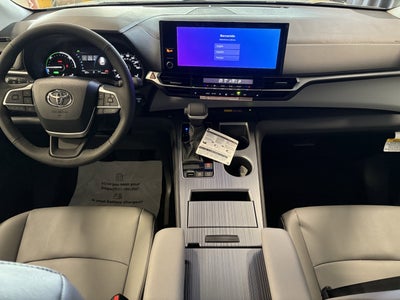 2026 Toyota Sienna XLE FWD