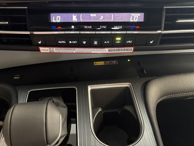 2026 Toyota Sienna XLE FWD