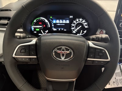 2026 Toyota Sienna XLE FWD