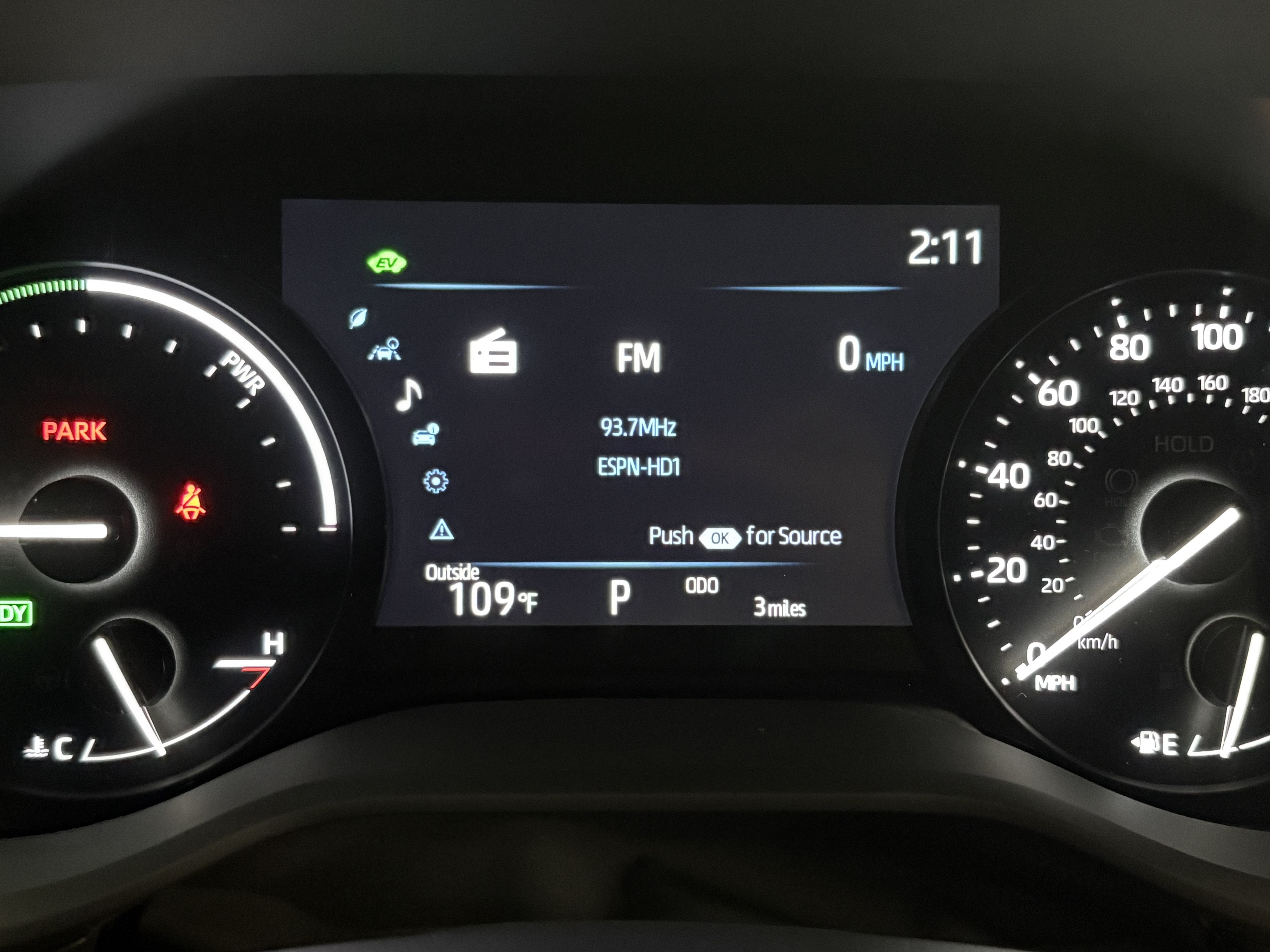 2026 Toyota Sienna XLE FWD