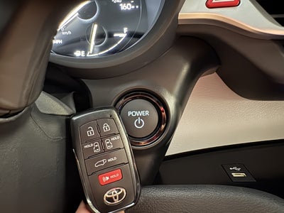 2026 Toyota Sienna XLE FWD