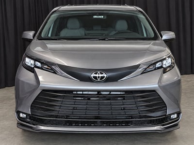 2026 Toyota Sienna XLE FWD