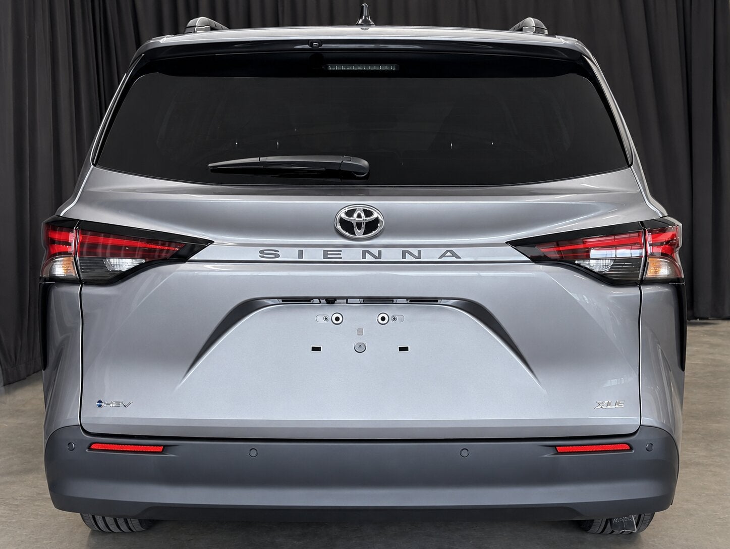 2026 Toyota Sienna XLE FWD