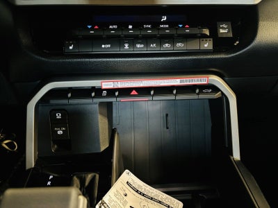 2025 Toyota Tundra SR5 RWD