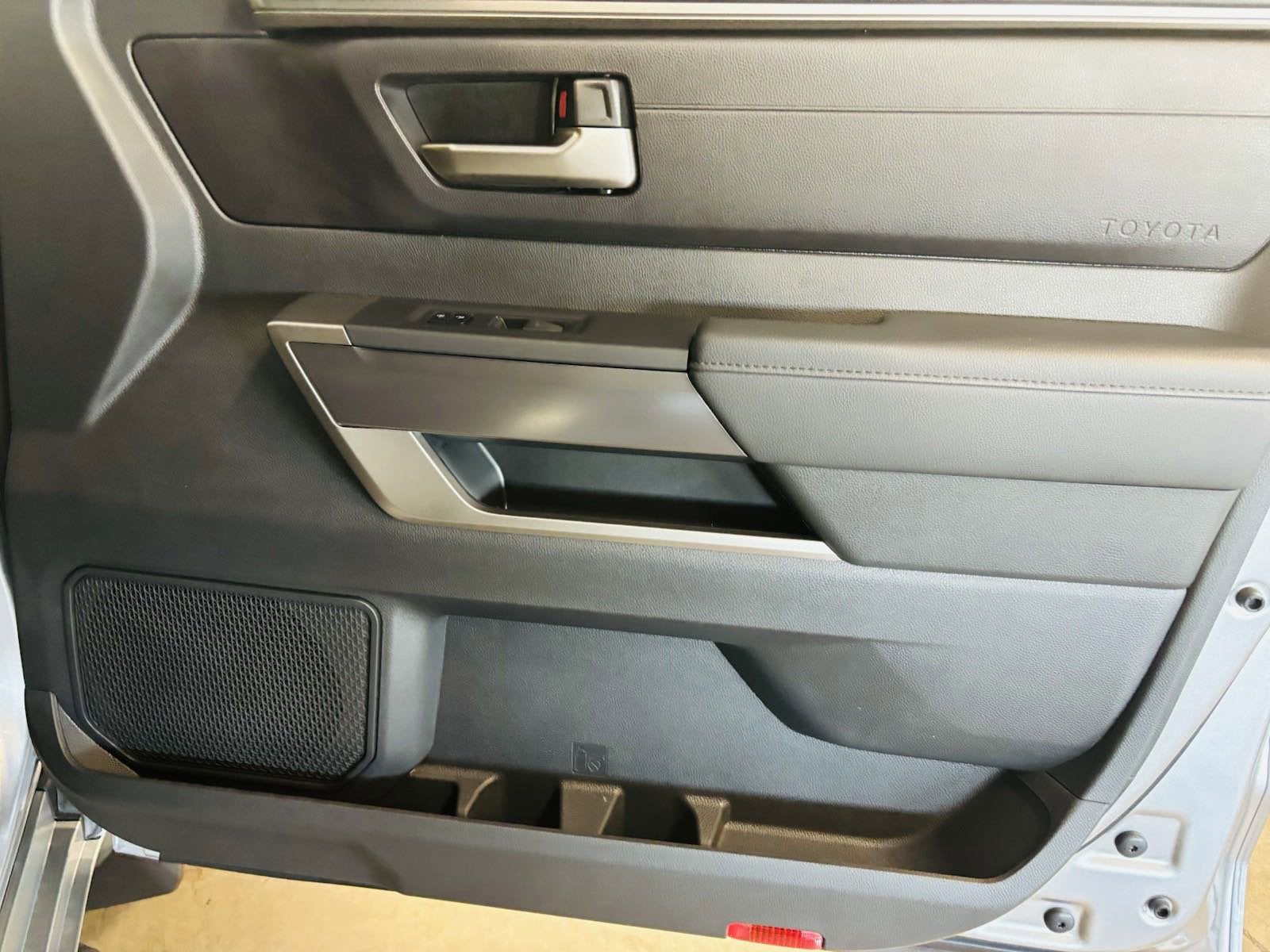 2025 Toyota Tundra SR5 RWD