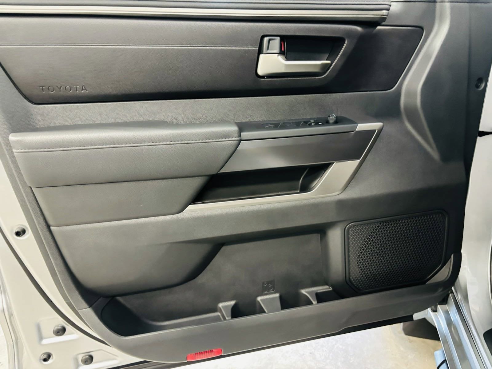 2025 Toyota Tundra SR5 RWD