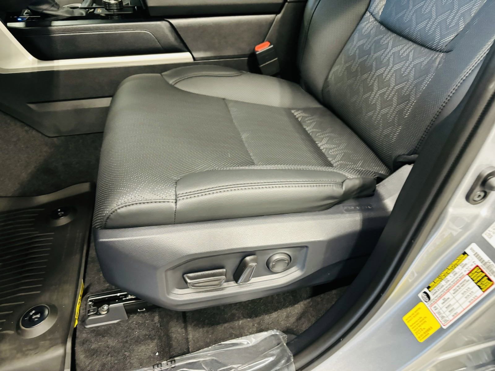 2025 Toyota Tundra SR5 RWD