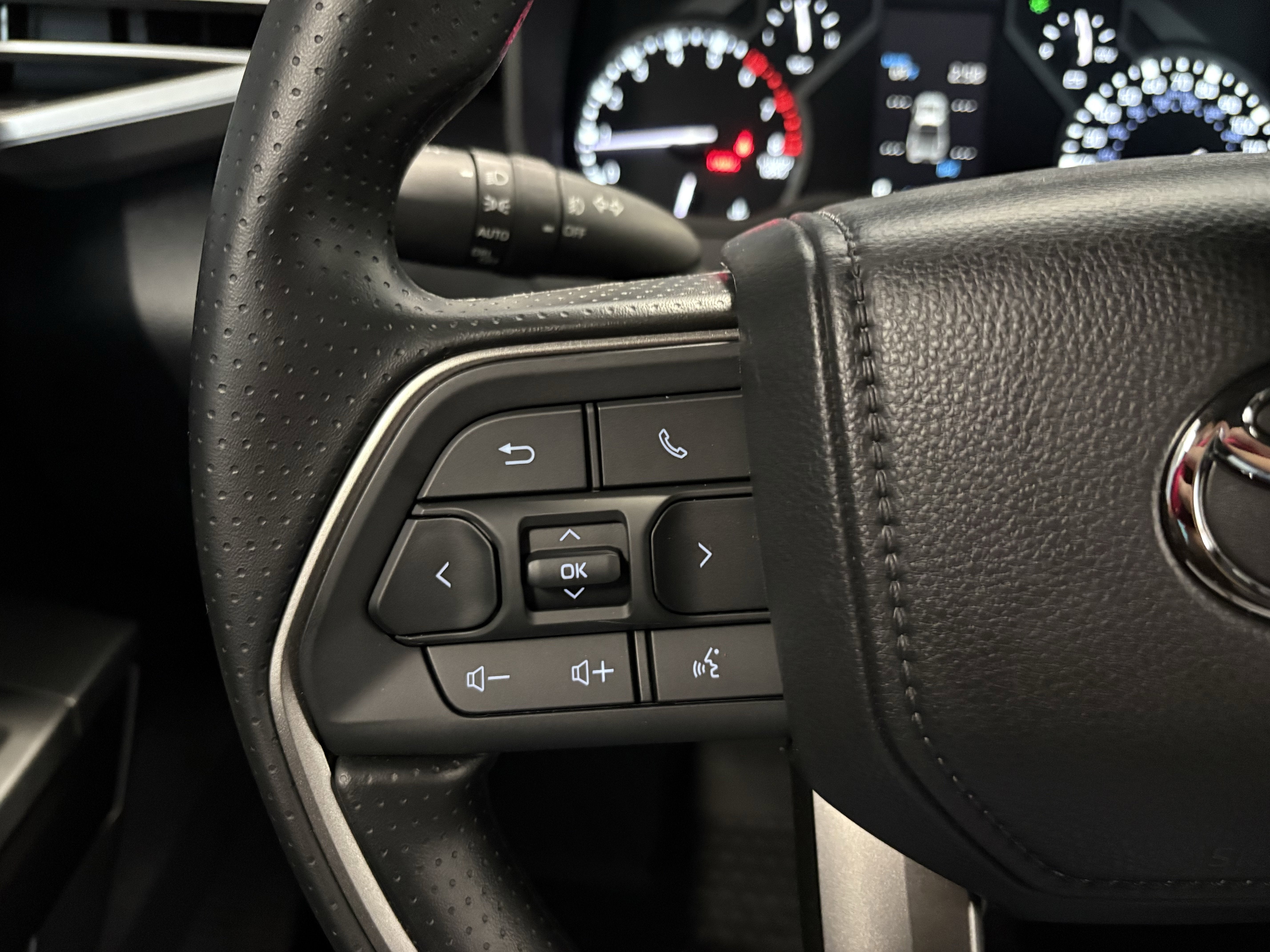 2026 Toyota Tundra SR5 4WD