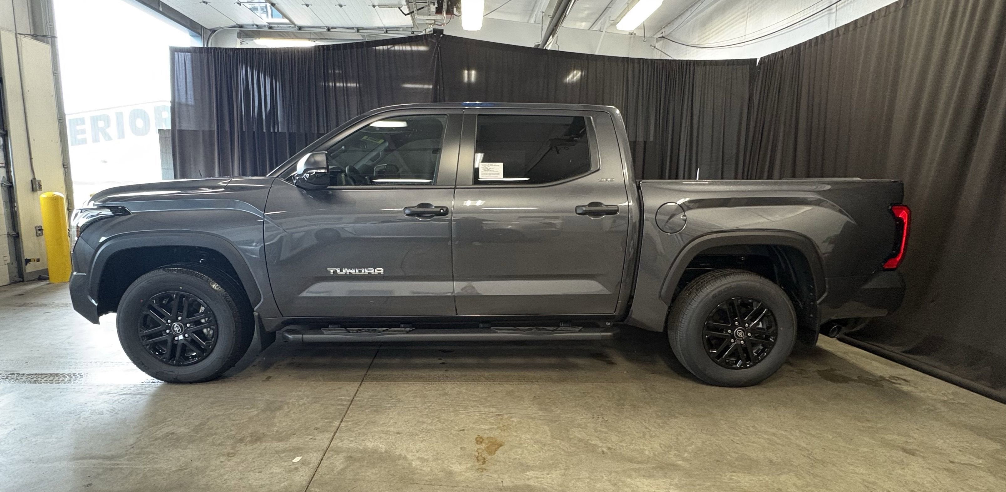 2026 Toyota Tundra SR5 4WD