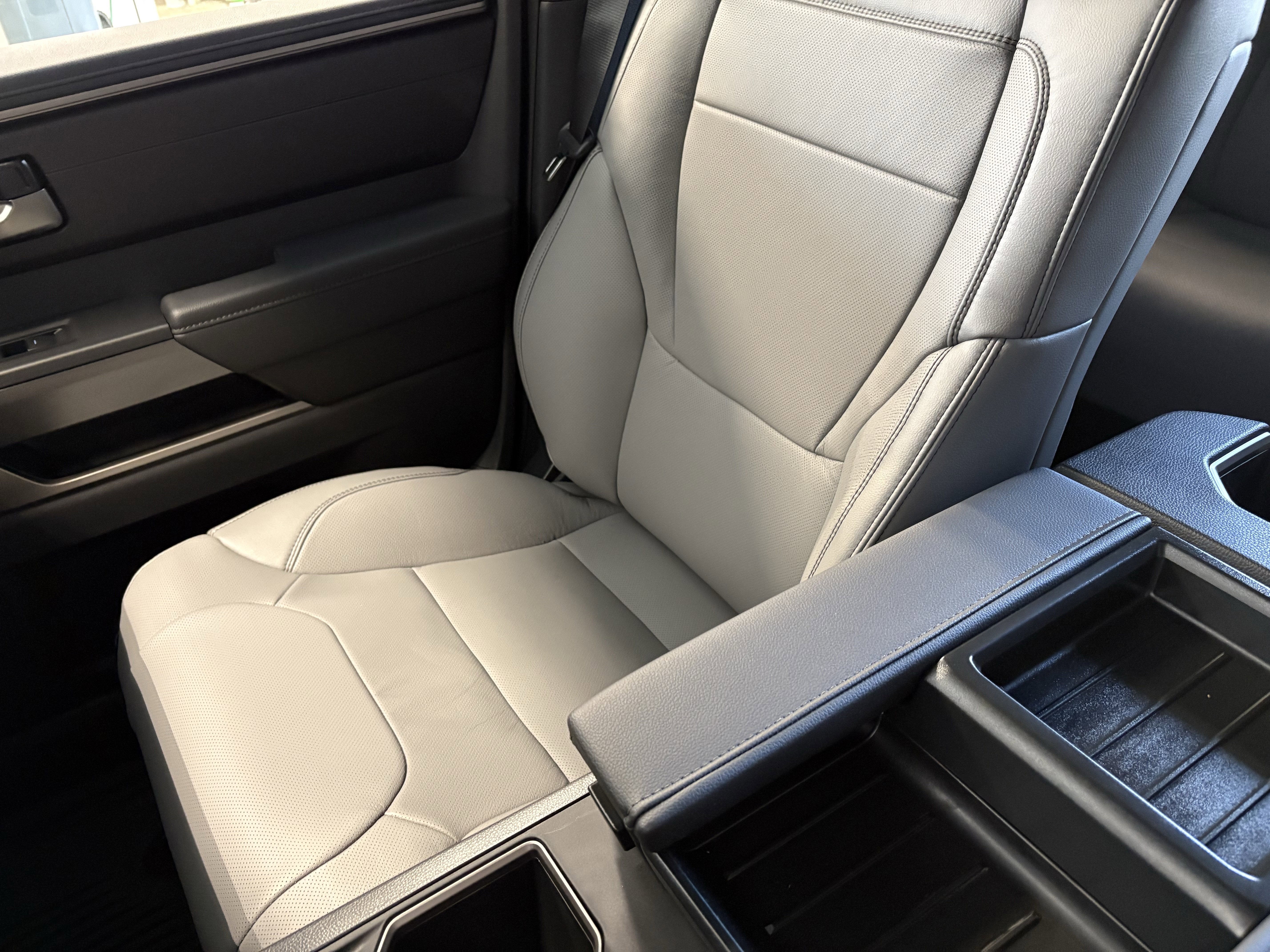 2026 Toyota Tundra SR5 Premium 4WD