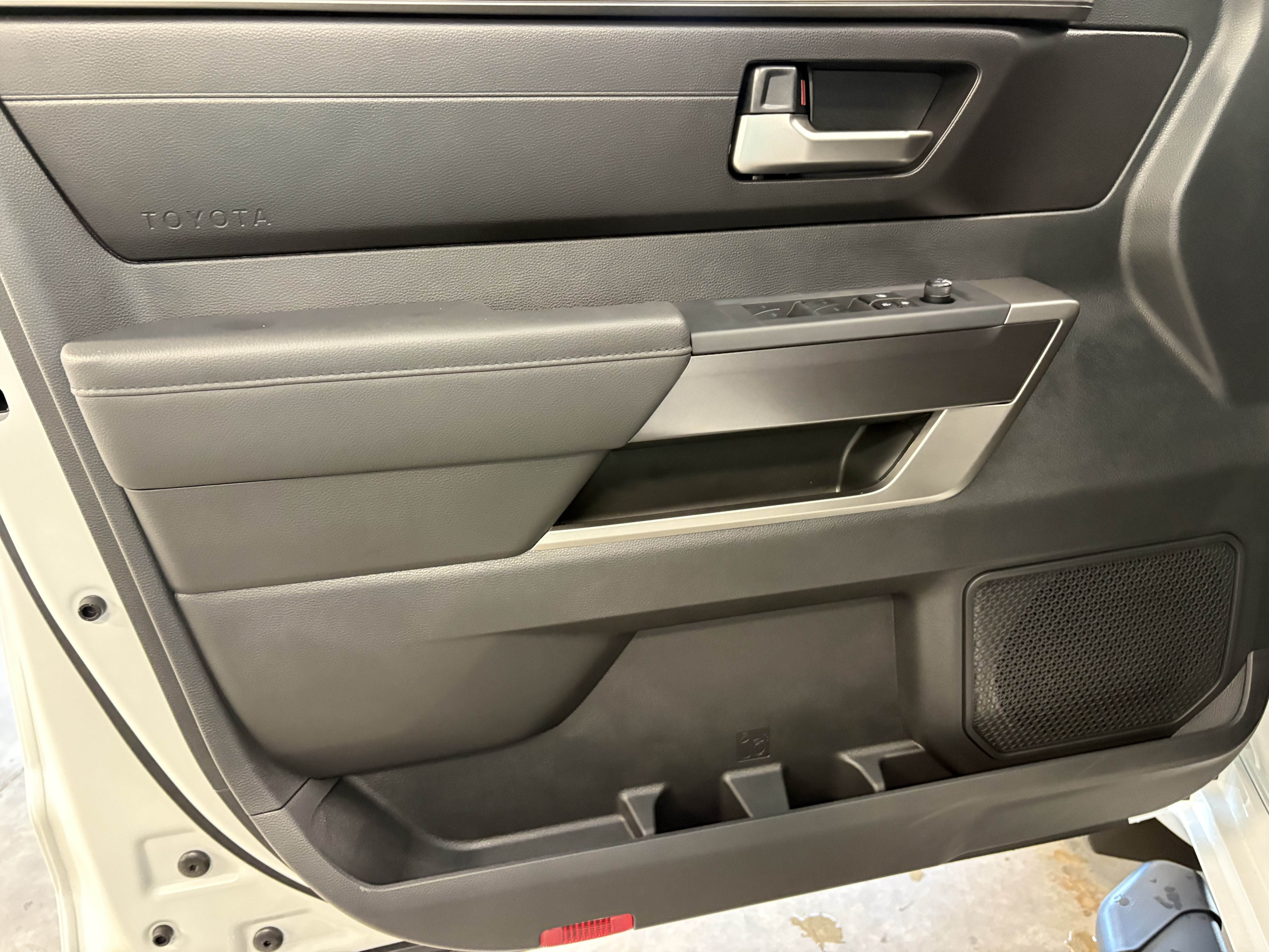 2026 Toyota Tundra SR5 4WD