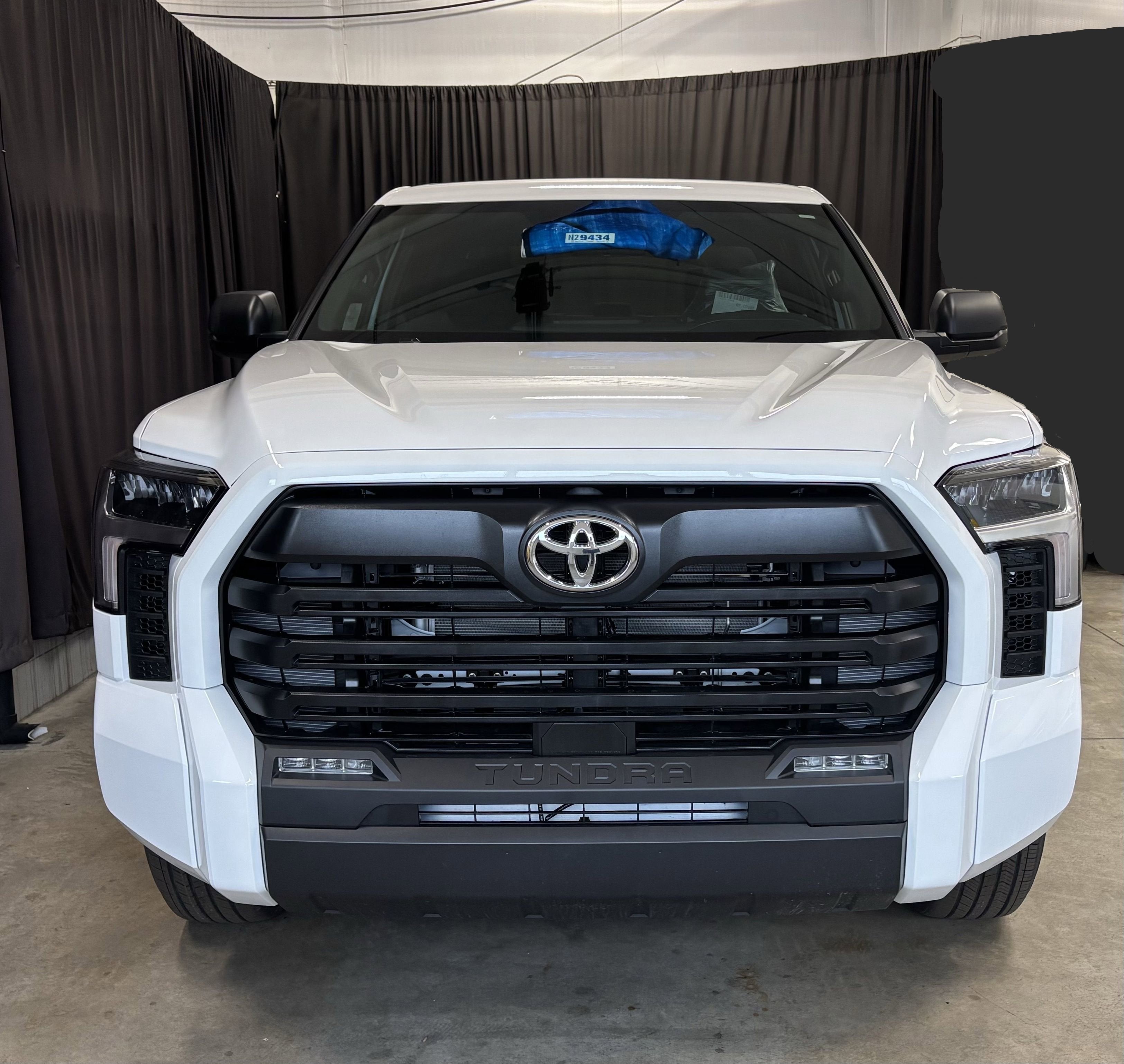 2026 Toyota Tundra SR5 4WD