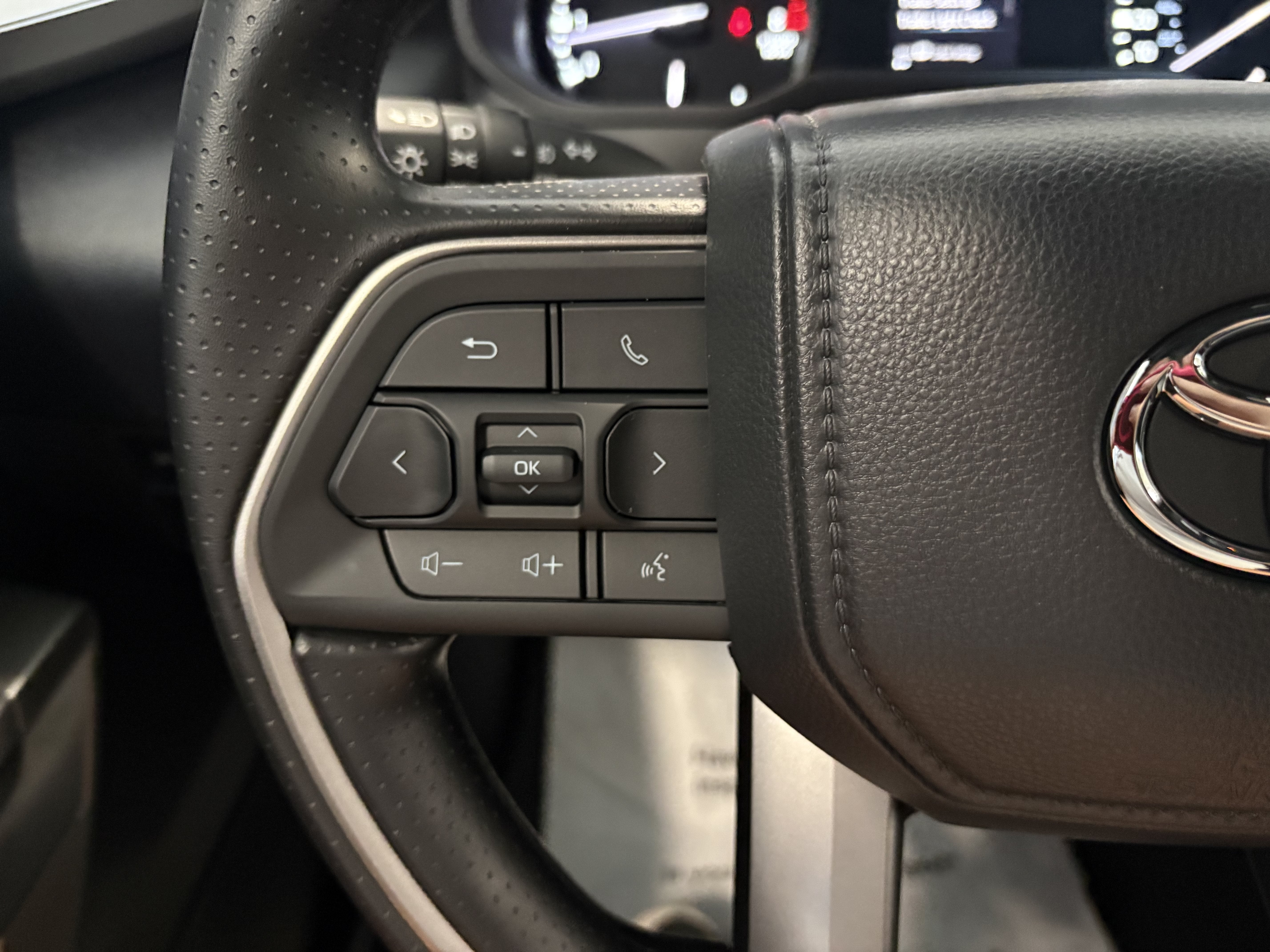 2026 Toyota Tundra SR5 4WD