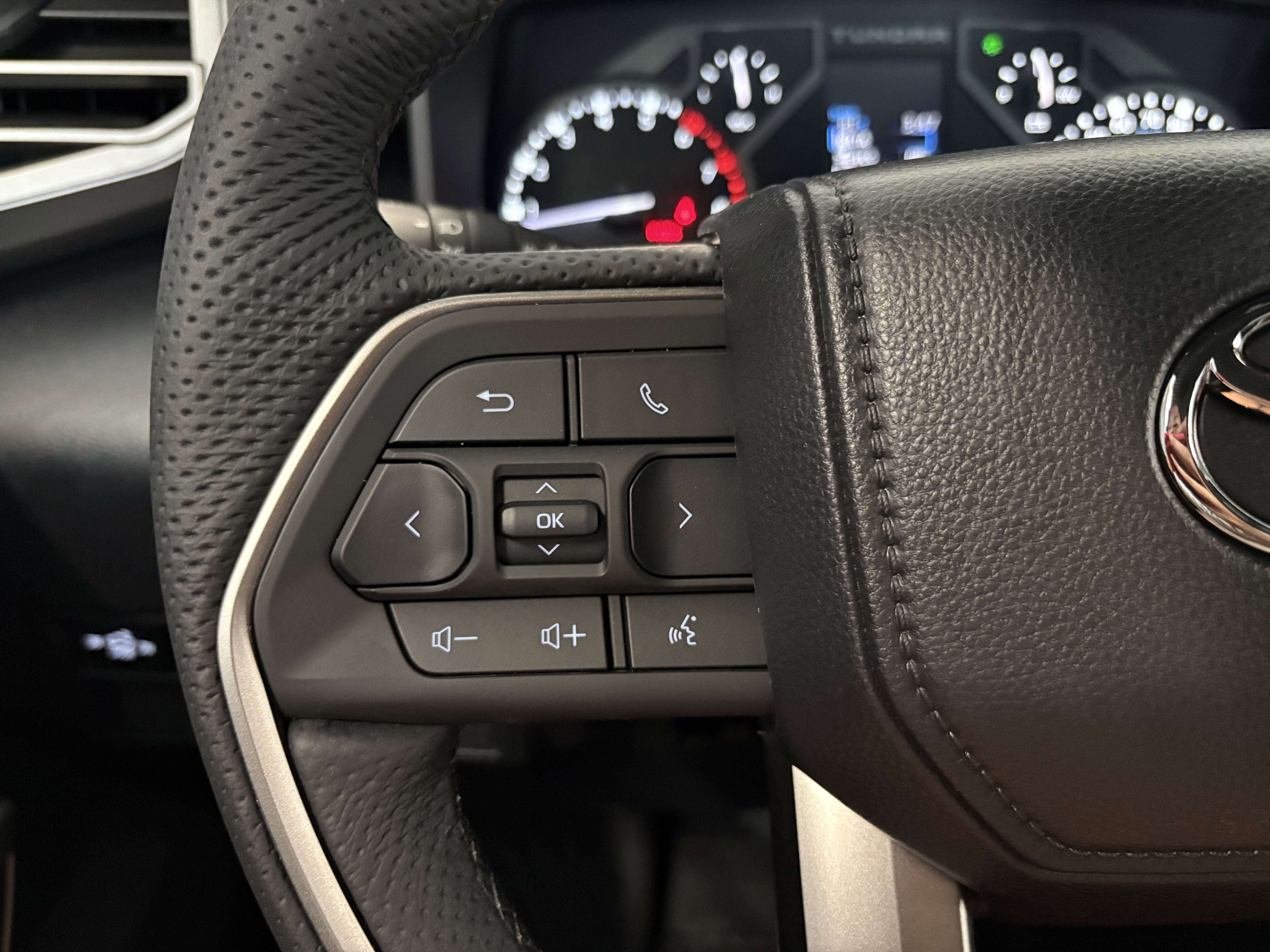 2026 Toyota Tundra SR5 Premium 4WD