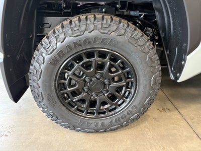 2026 Toyota Tundra SR5 Premium 4WD