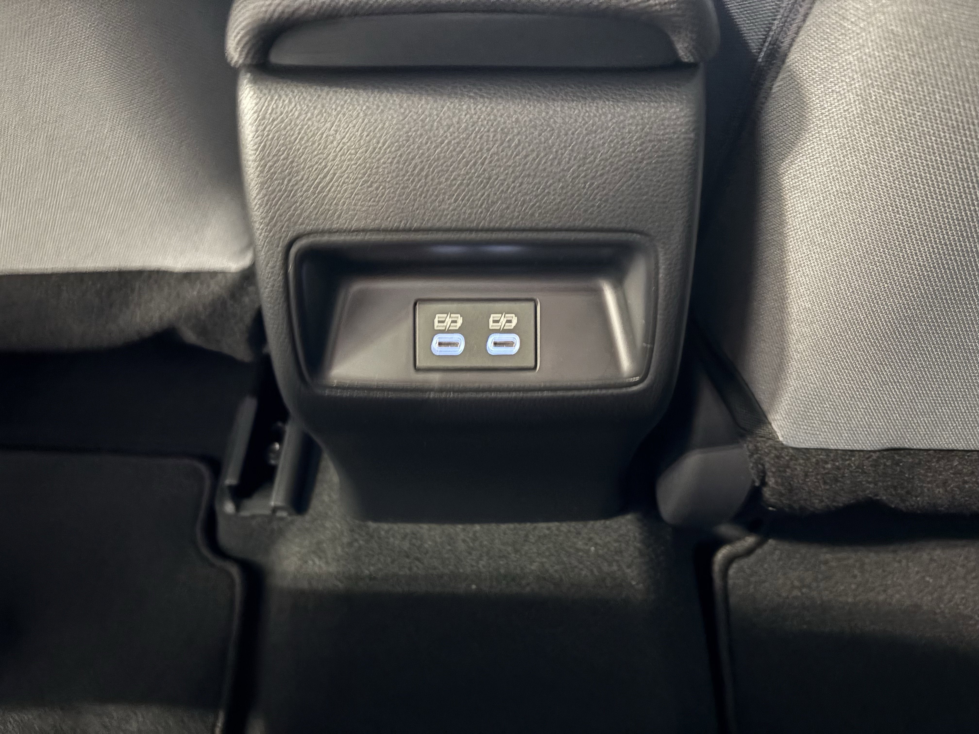 2026 Toyota Corolla SE FWD