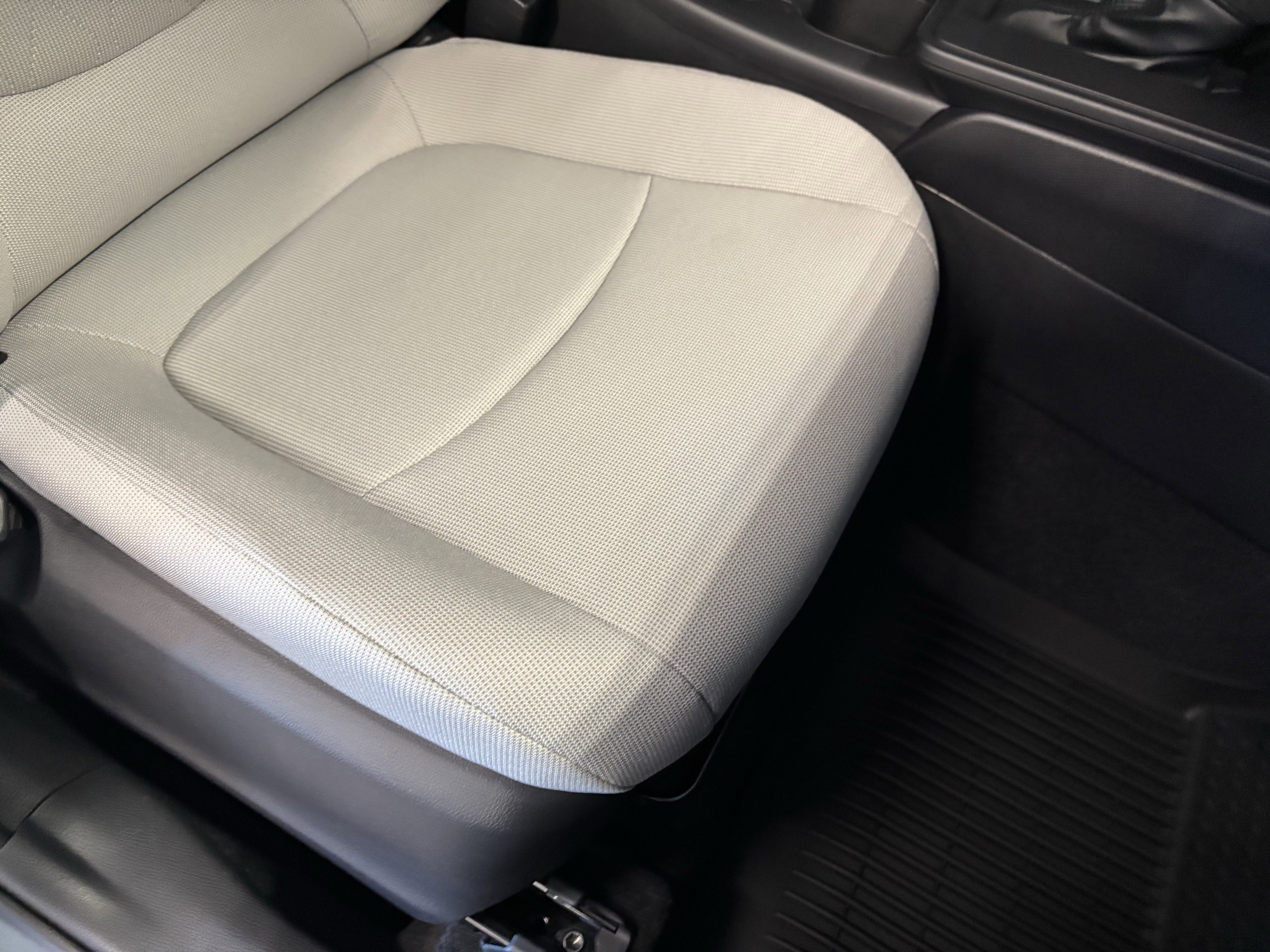 2026 Toyota Corolla Cross L FWD