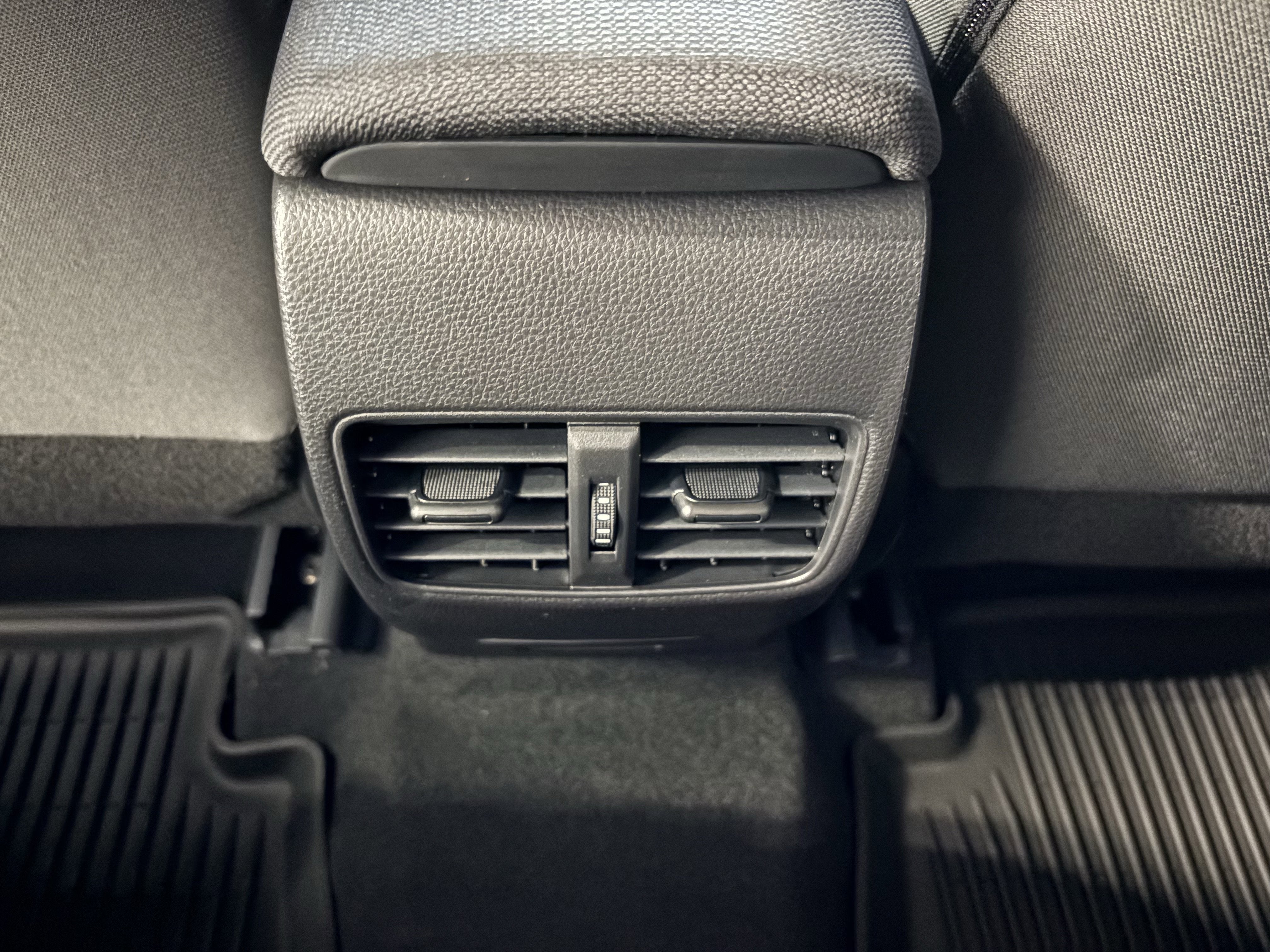 2026 Toyota Corolla Cross LE FWD