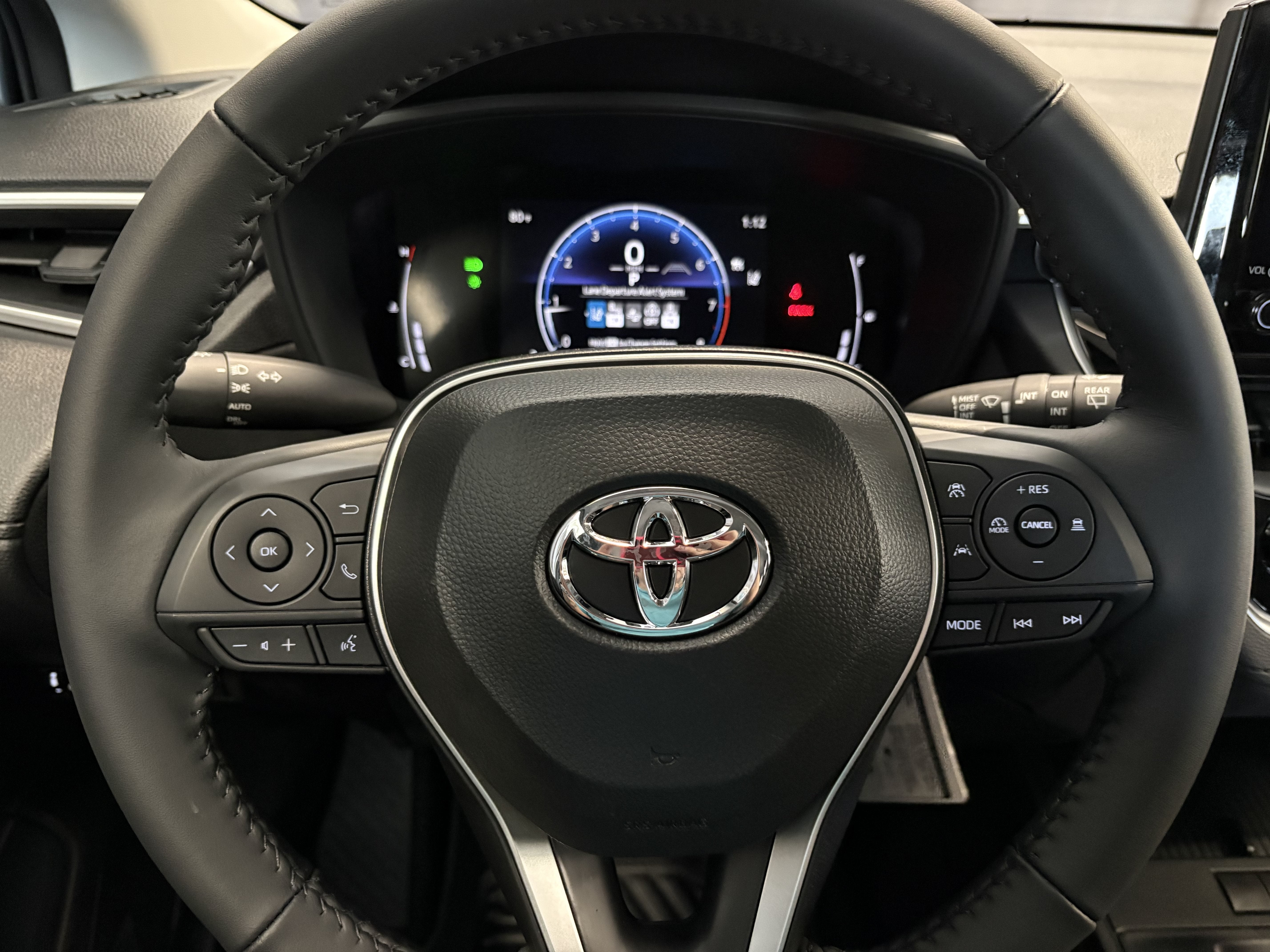 2026 Toyota Corolla Cross LE FWD