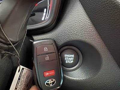 2026 Toyota Corolla Cross LE FWD