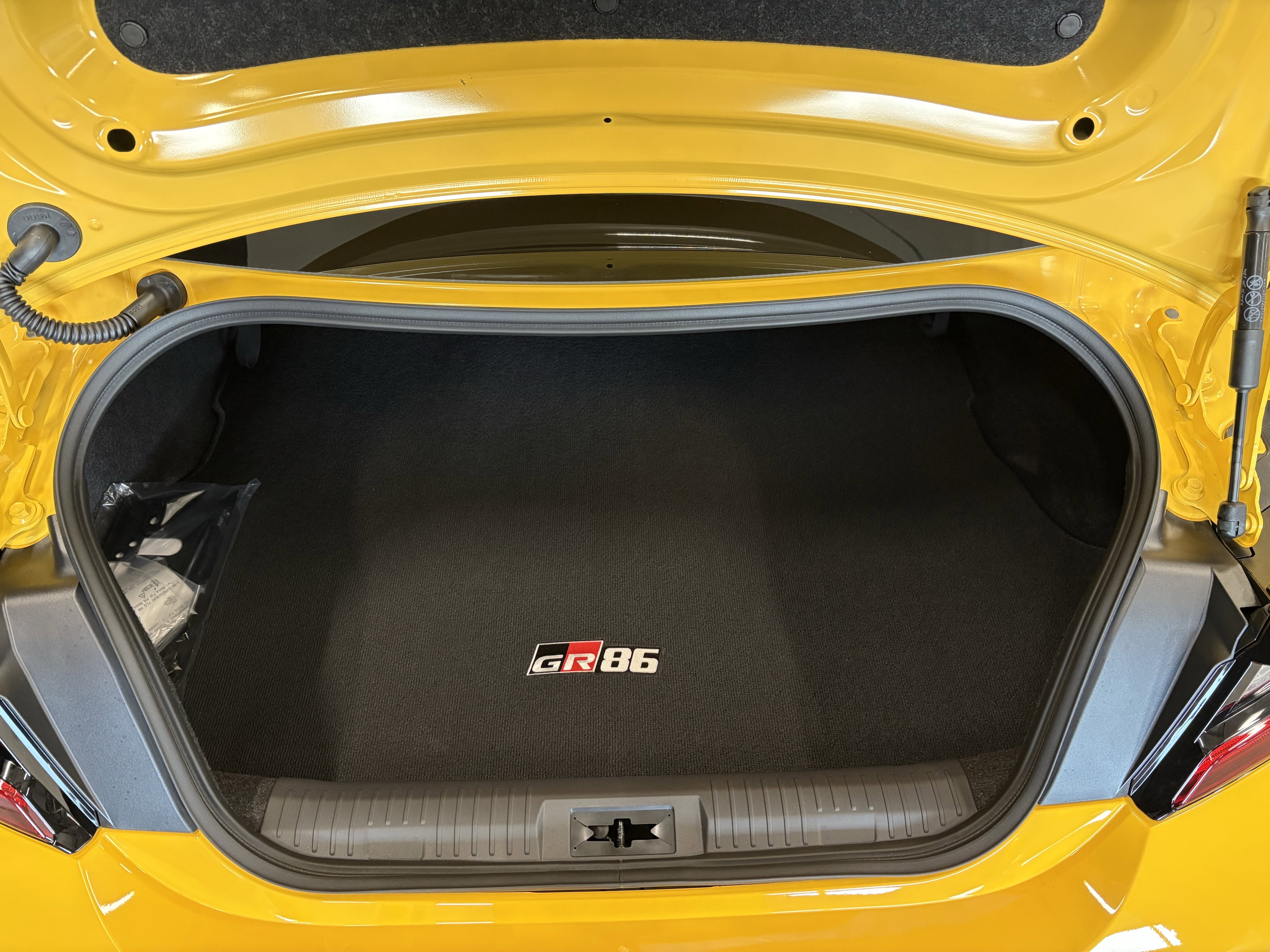 2026 Toyota GR86 Yuzu Edition RWD