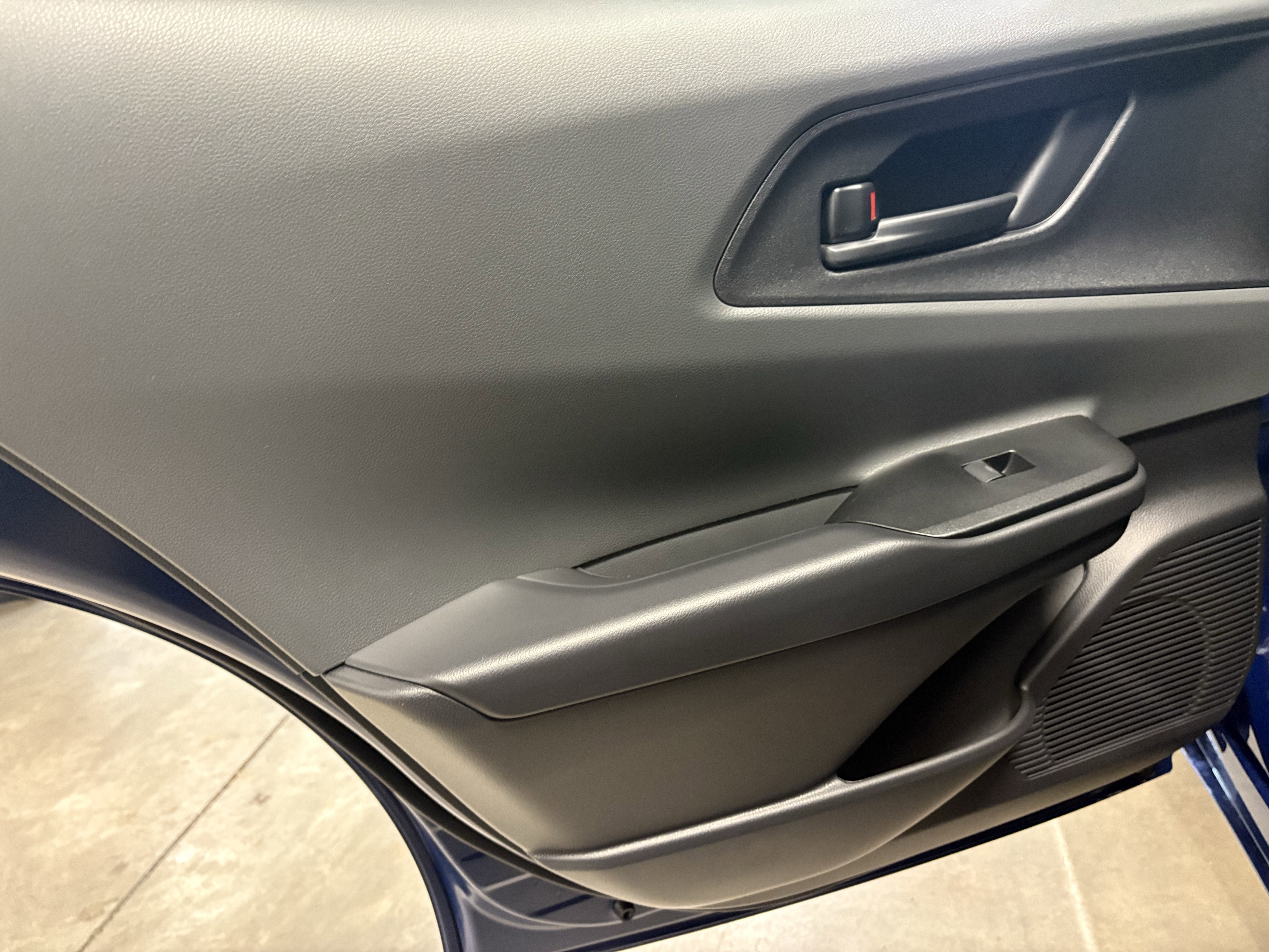 2026 Toyota Prius LE FWD